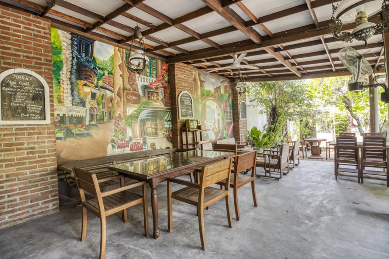 Reddoorz Hostel Near Adisucipto Airport Yogyakarta Kalasan Exterior foto